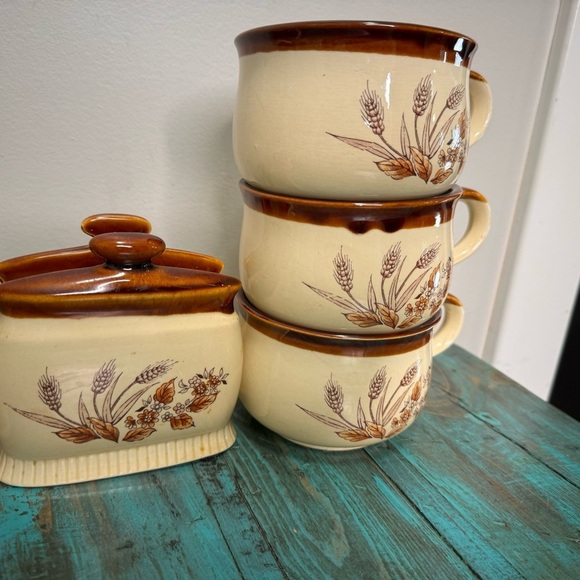 Vintage 70s Stoneware Wheat Pattern 9 Piece Bundle - Picture 5 of 11